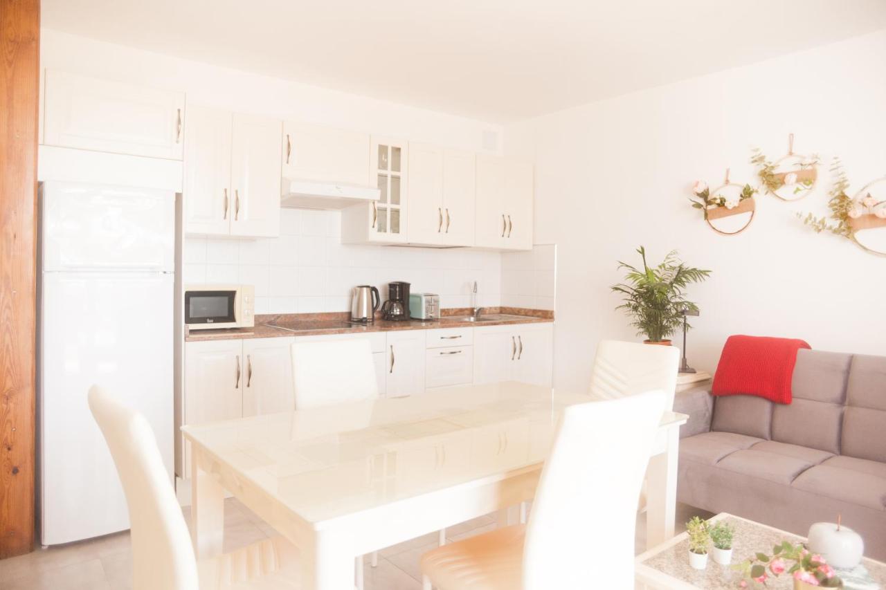 Apartamentos Thaisay Tías Exteriér fotografie